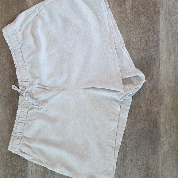 Gap- Khaki Linen Blend Elastic Waist Shorts. Size XXL - Picture 1 of 5